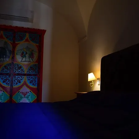 Palazzo Clarenza Di San Domenico *